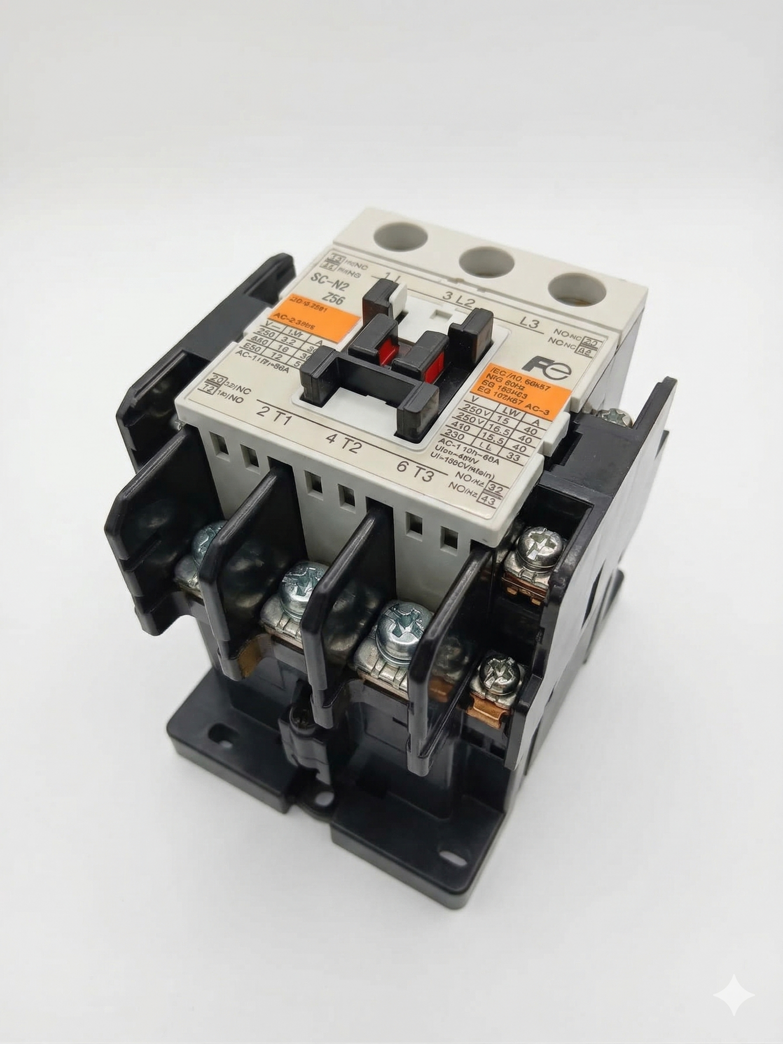 Fuji Electric  Modelo: SC-N2 (Serie SC) 35A miniatura 3